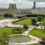 Iconic Location Only 500 Meters To The Louvre