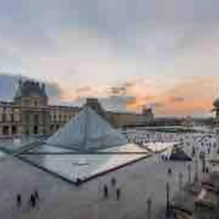 Iconic Location Only 500 Meters To The Louvre * Parigi