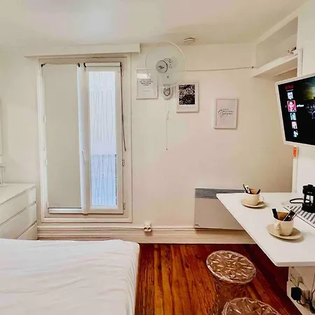 Appartamento Iconic Location Only 500 Meters To The Louvre Parigi
